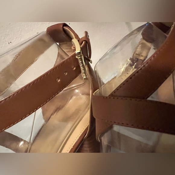 MICHAEL KORS SANDALS (SIZE 10) - Picture 3 of 9